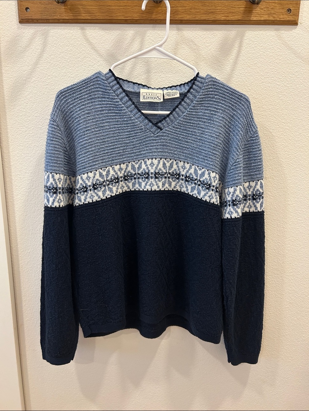 Vintage Blue Two-Tone V-Neck Sweater with Fair Isle Yoke